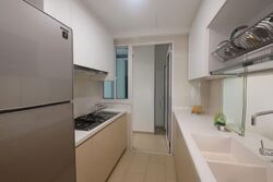 Waterview (D18), Condominium #577093061